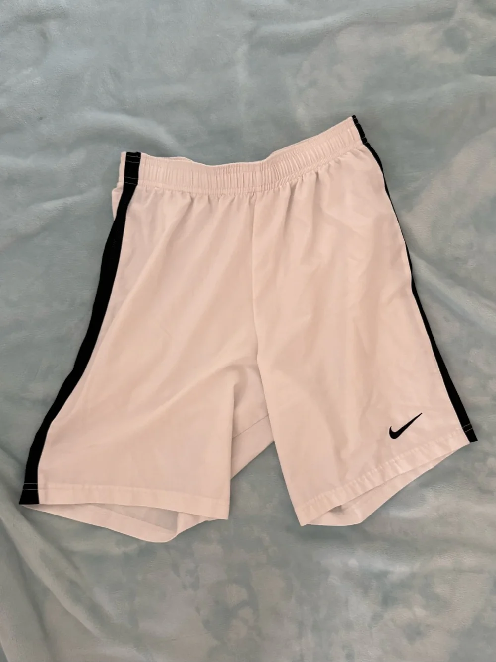 Nike Men's White Athletic Shorts with Black Side Panels